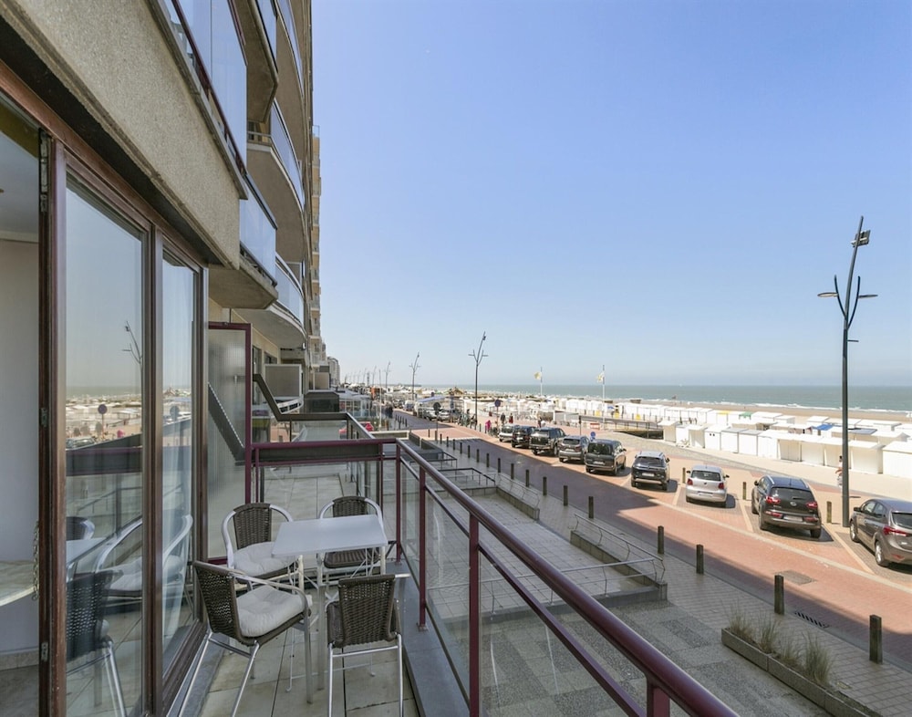 Apartment in Belgium With Sea View