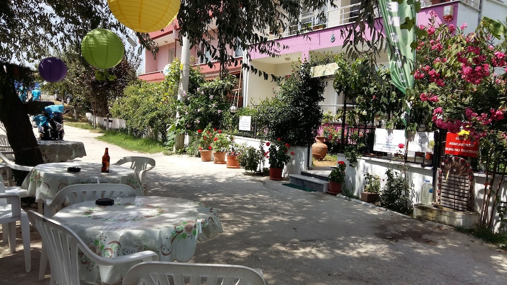 Kumbağ Green Garden Pansiyon
