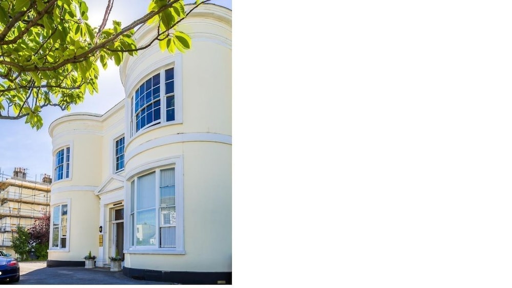 Luxury Apartments - Churchside