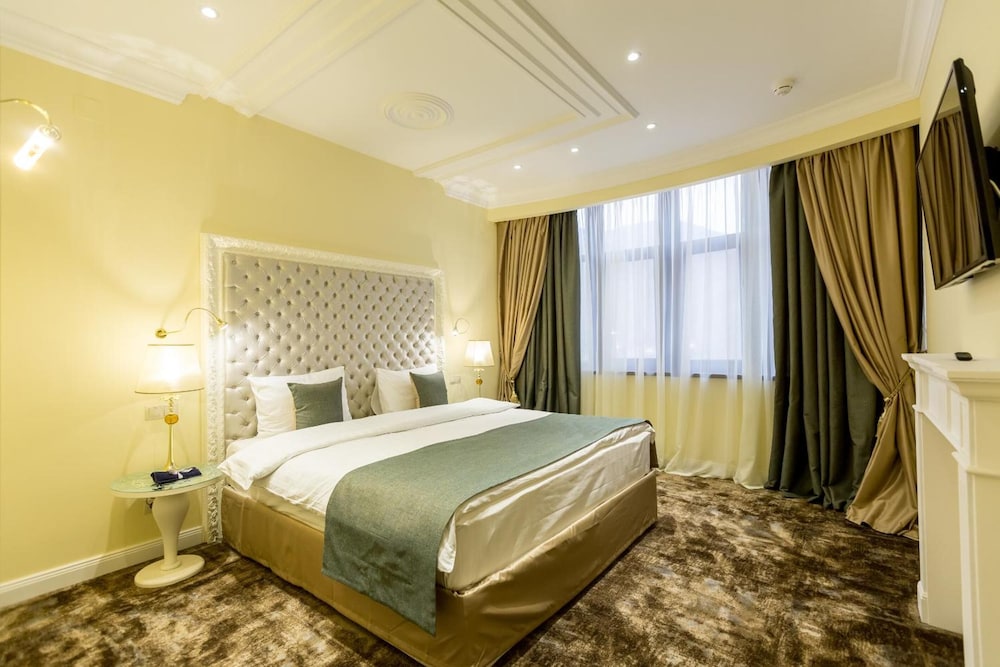 Arcadia Hotel