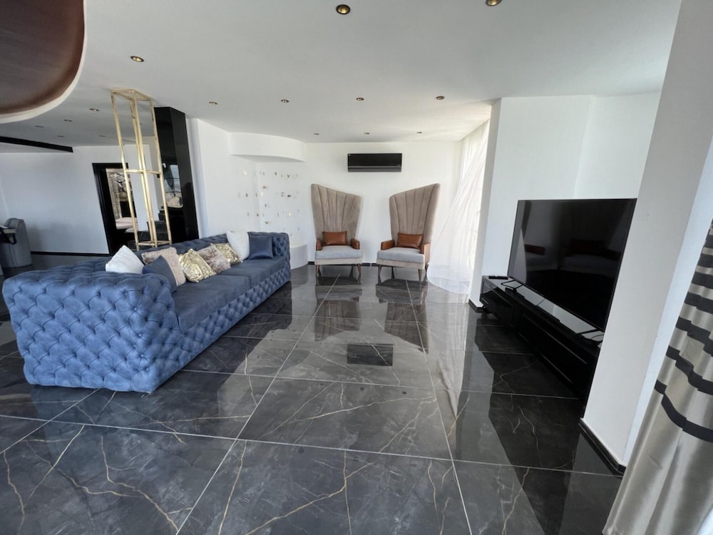 Amazing House With Private Pool in Antalya view 3