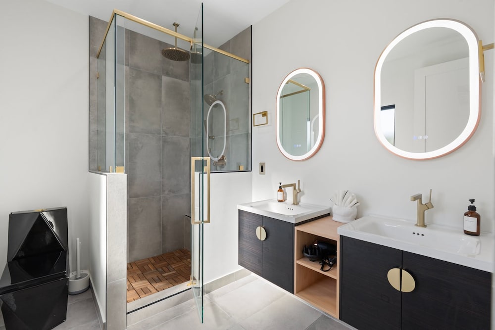 NEW The Casa Privada Experience