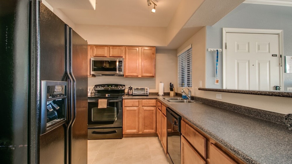 New Listing! Remodeled Condo in North Scottsdale!