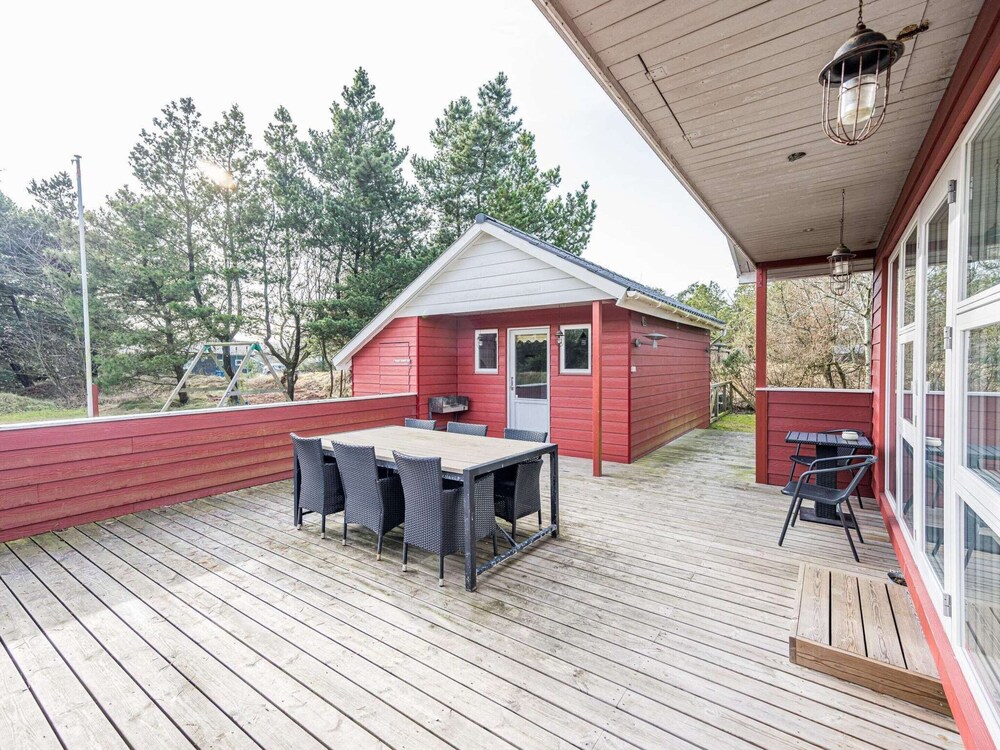 8 Person Holiday Home in Blavand