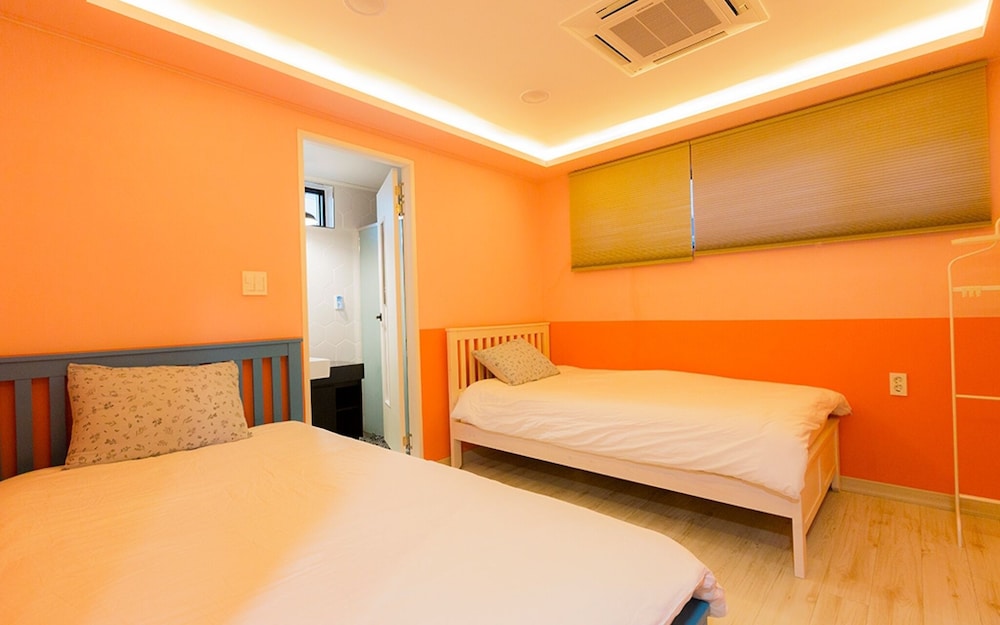 Sokcho Elim Guest House view 2