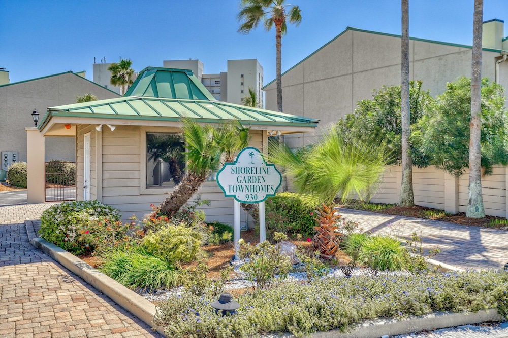 Shoreline Garden 16 3 Bedroom Townhouse