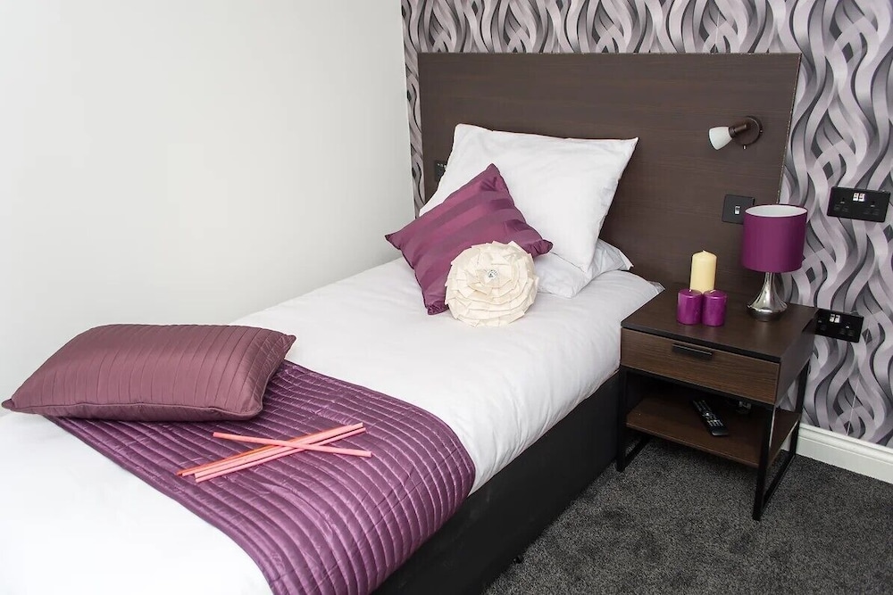 Salford Vacations - Imperial Salford Hotel - Property Image 5