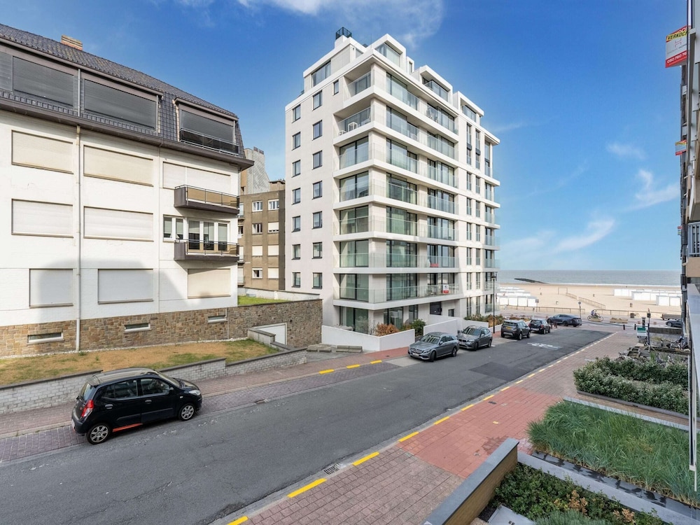 Apartment in Knoke Near the Beach