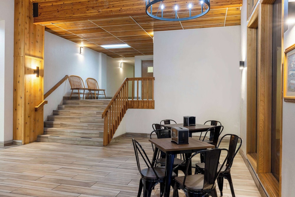 Wingate by Wyndham Butte City Center I-15/I-90