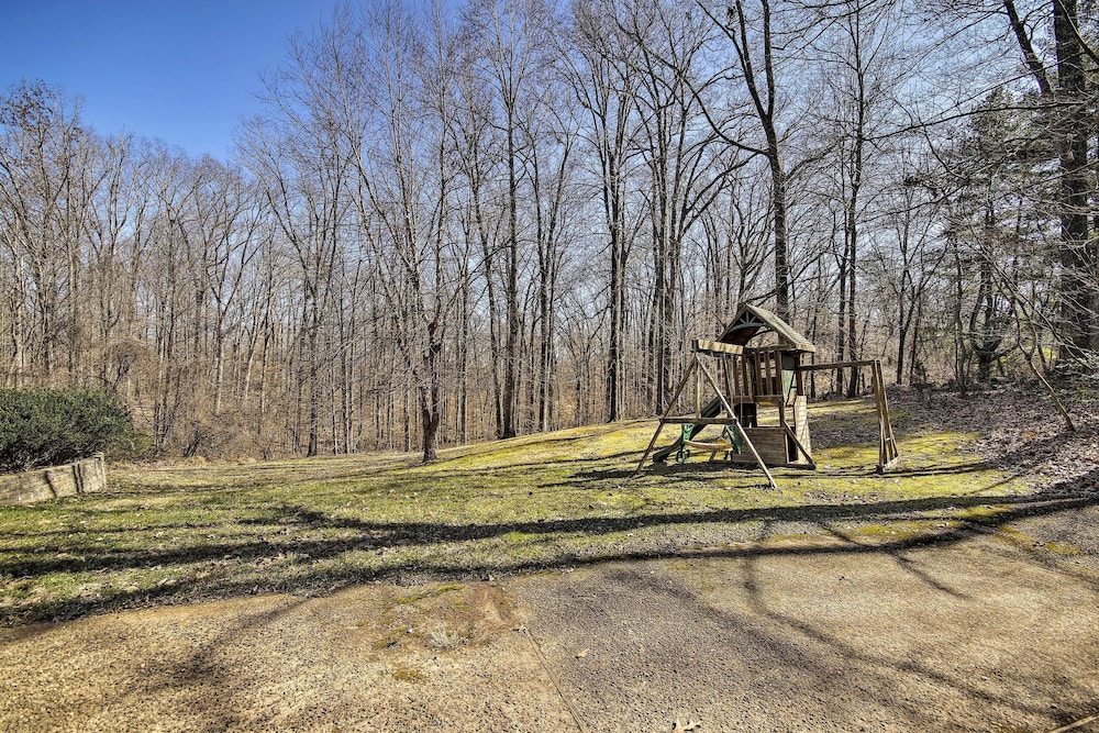 The White Elephant Inn Getaway w/ Pool  Hot Tub! - Property Image 37