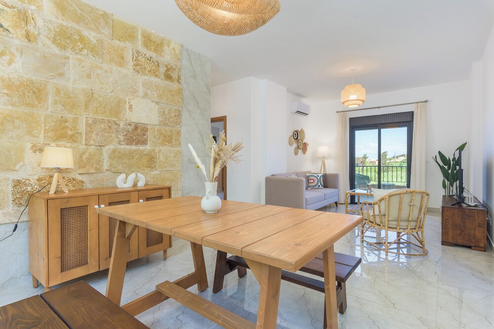 Glow Studios & Apartments in Batroun