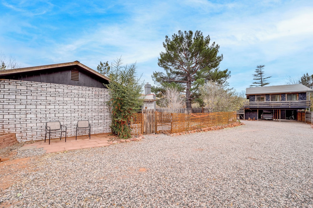 < 2 Mi to Red Rock State Park: Cozy Sedona Cottage