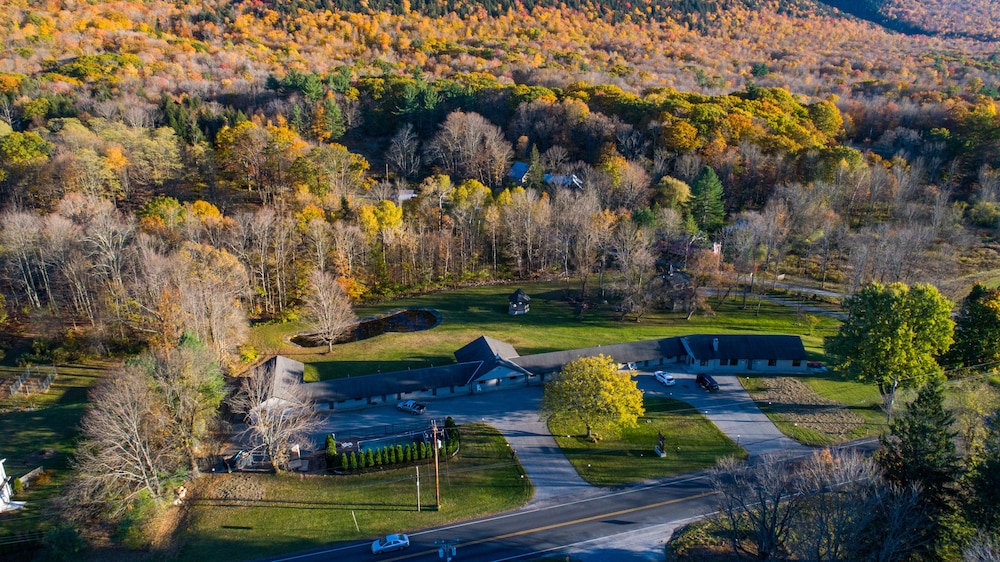 Hotel Rest - A Modern Motel