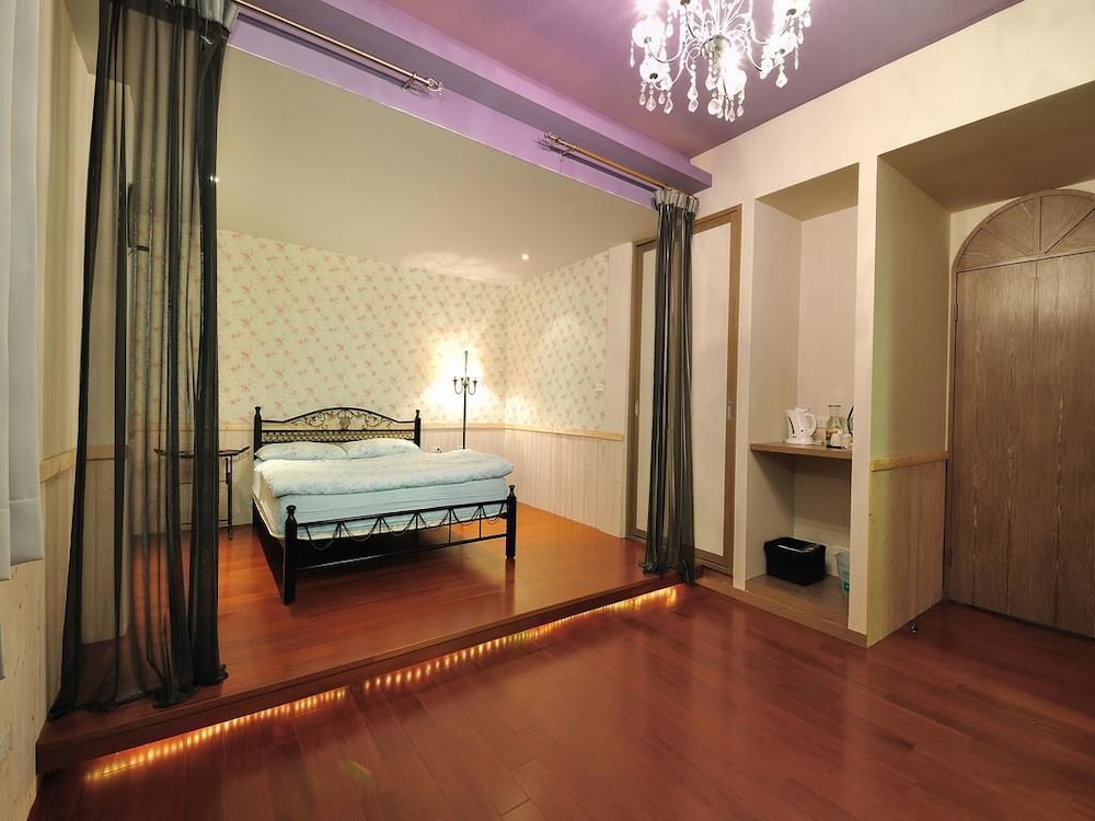 Sunnyrain Bed And Breakfast