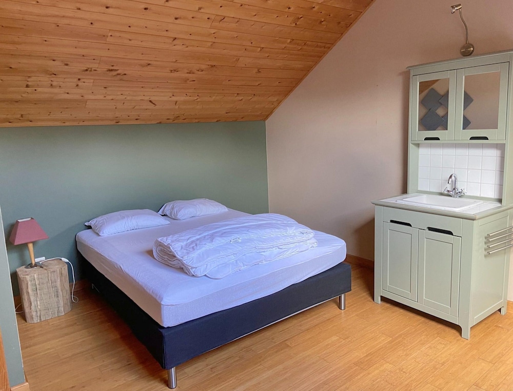 Holiday Home in Heure With Pool & Sauna