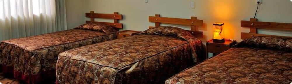 HOSTAL LOS UROS