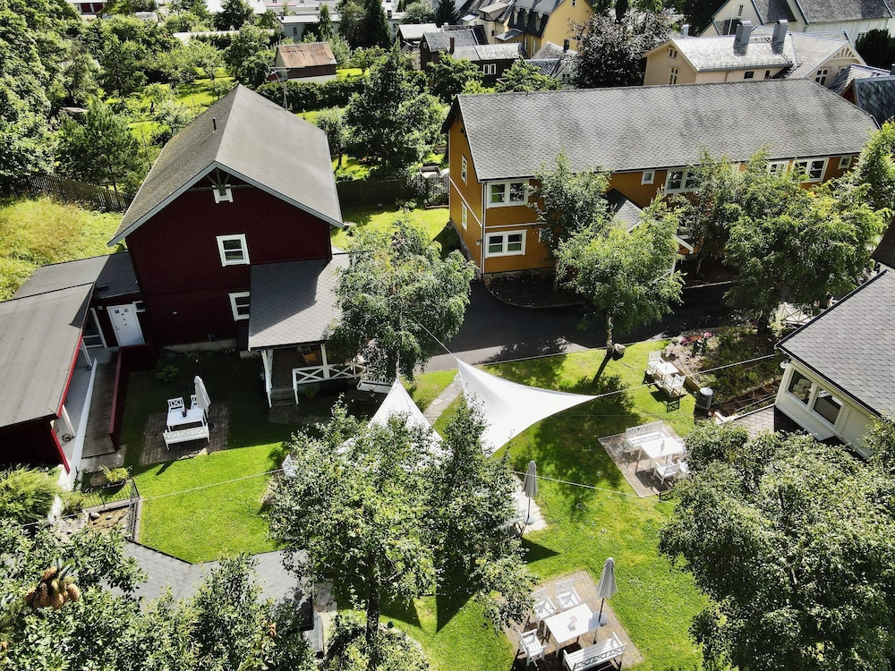 Valldal Fjord Lodge view 3