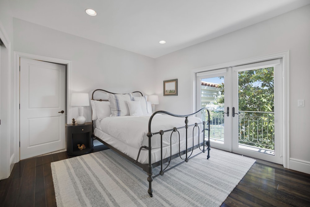 Villa Clarinda - Architect-designed Dream Estate With Theater & Outdoor Oasis