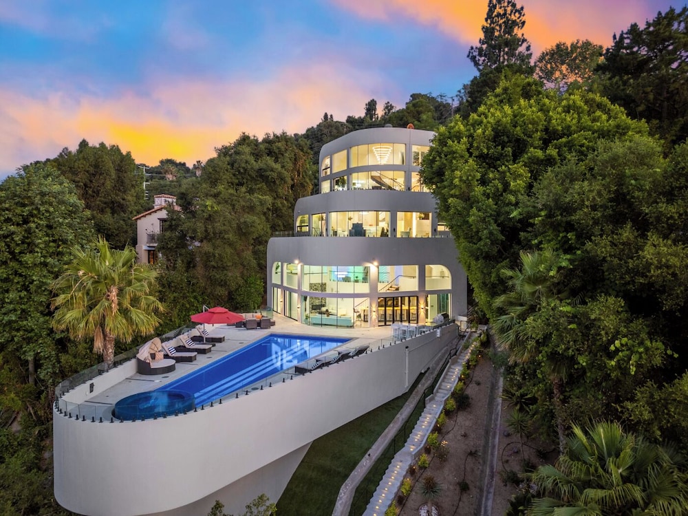 Los Angeles Vacations - Bel Air Yacht Mansion - Property Image 28