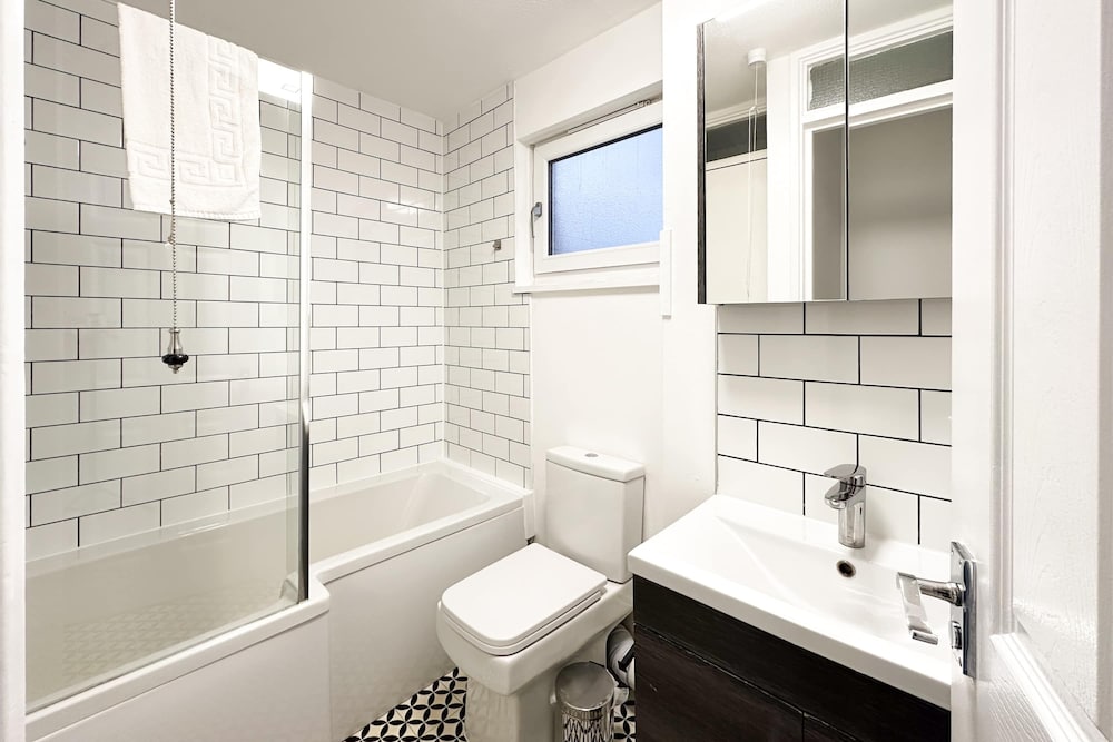 Deals 6BR House Contractor Group Stay Clayton