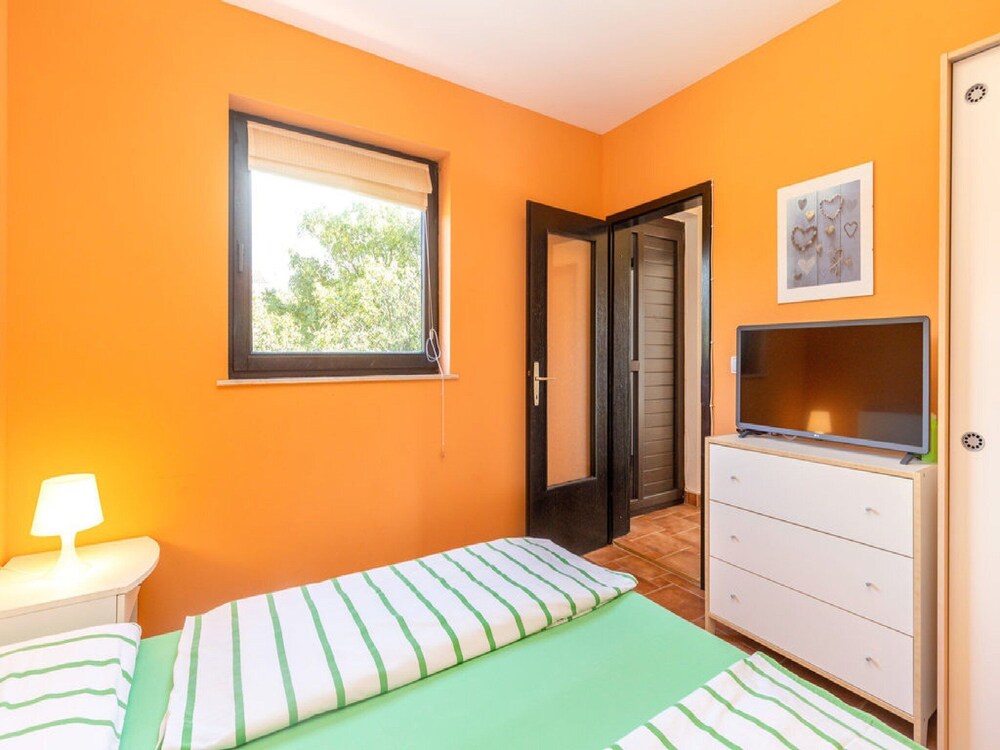 Apartments Ilija Njavro