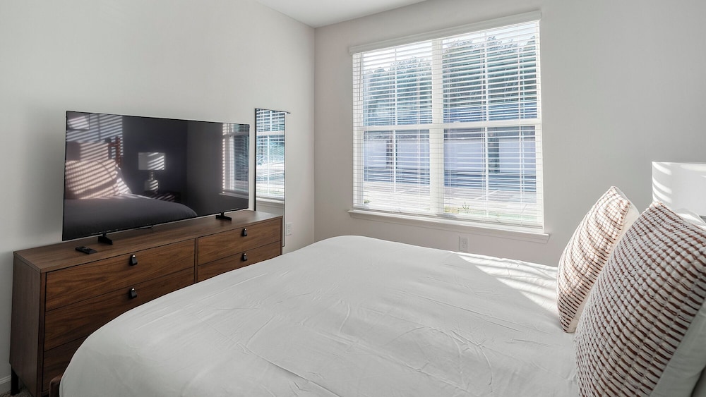 Landing Apartments Birmingham - Sand Ridge