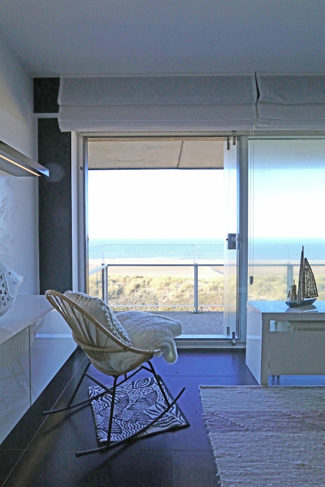 Apartment in Knokke-heist With Sea View