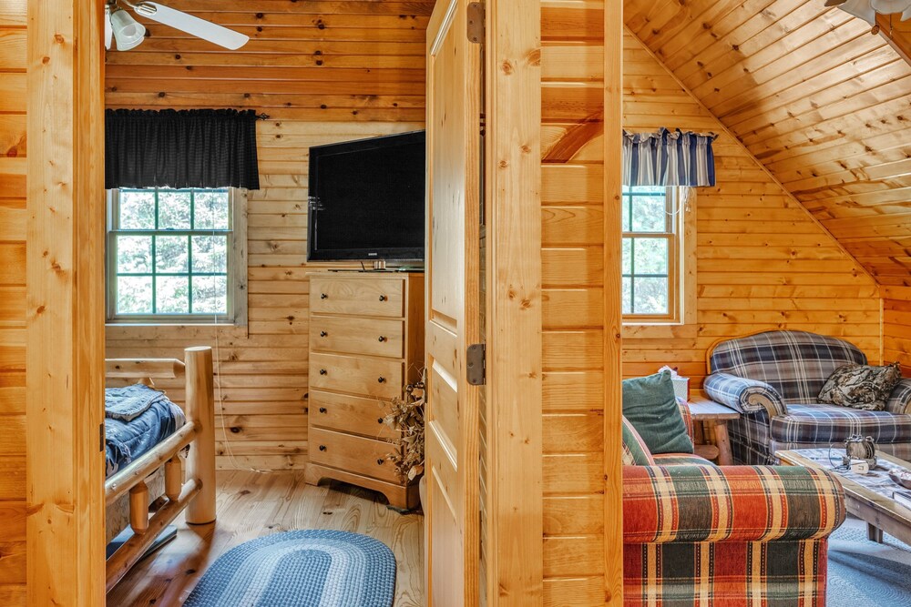 Woodlands Cabin Retreat In Oxford 2 Bedroom Cabin
