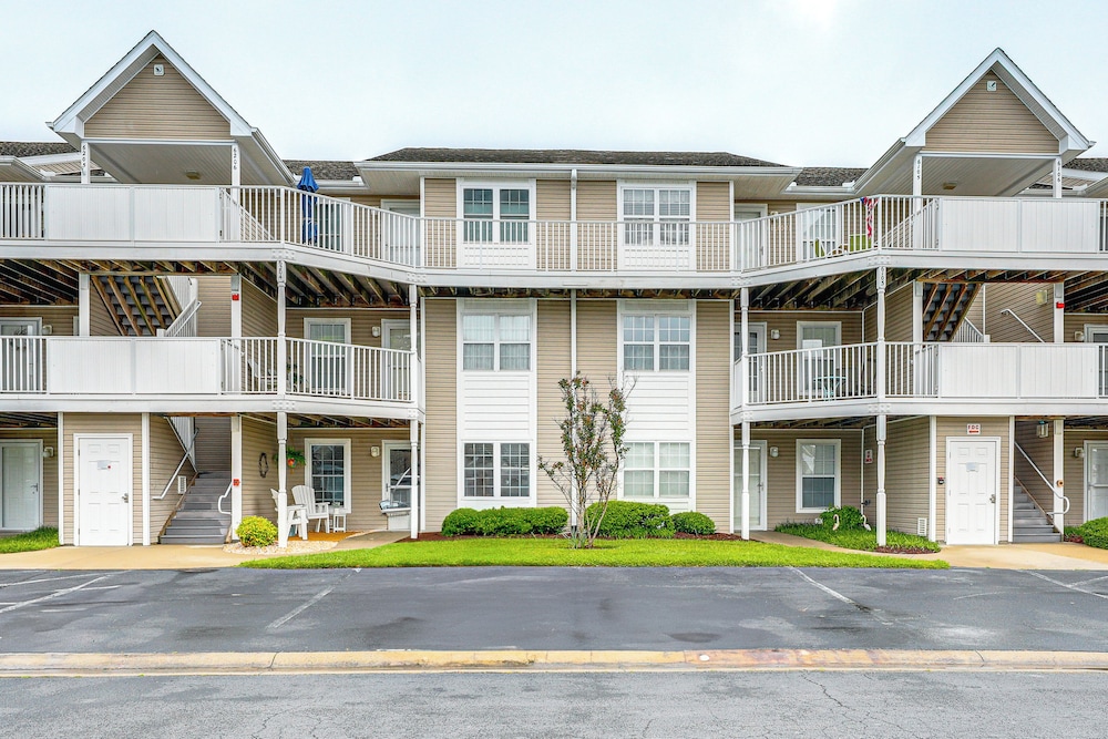 Swim, Boat & Explore: Marsh-front Gem in Delaware!