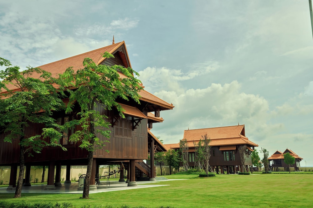 Heritage Village