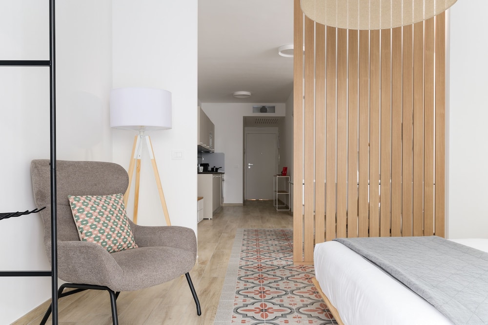 Palazzo Murat - One-bedroom Apartment With Terrace by Wonderful Italy
