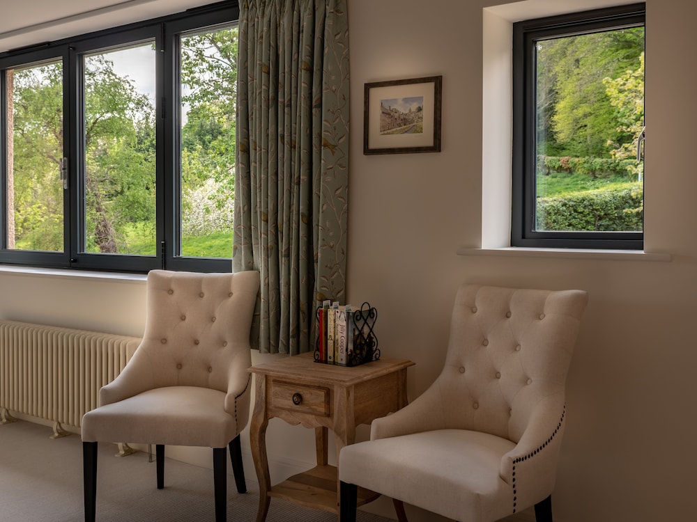 Woodchester Valley House view 4