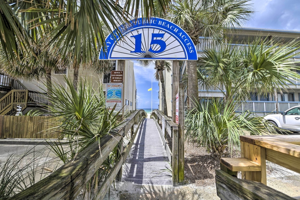 Steps to the Beach: PCB Condo w/ Balcony!