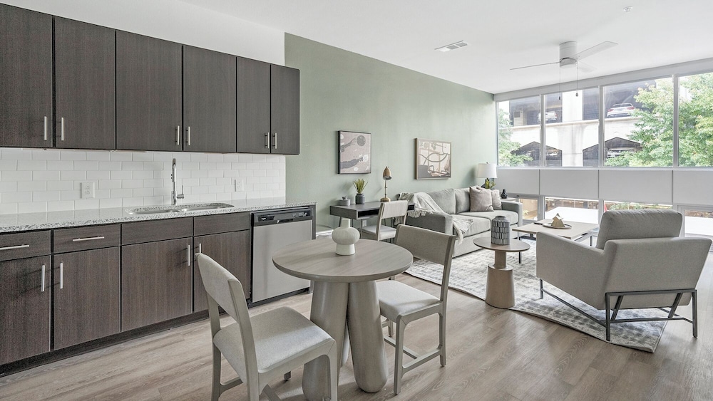 Landing Apartments Denton