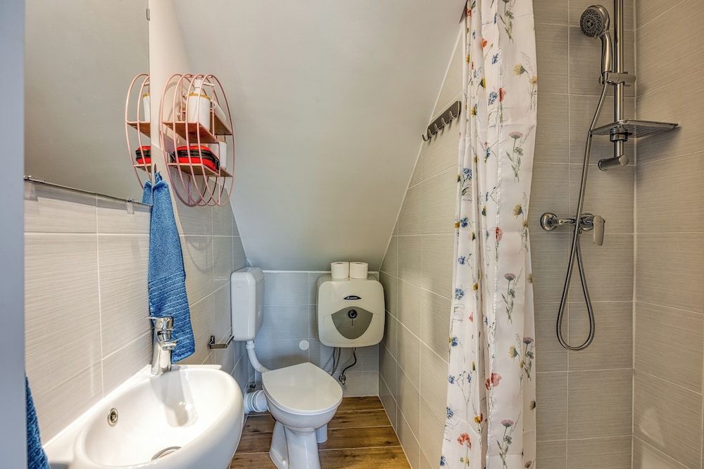 Lasta 20 Losinj Town Studio Apartment view 3