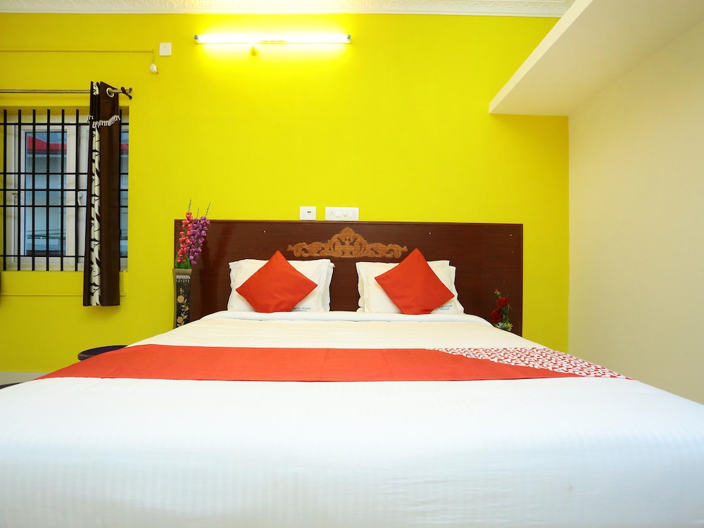 OYO 13087 Subam Hill Resort