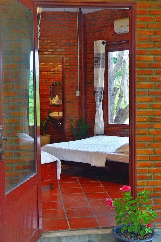 The little garden homestay