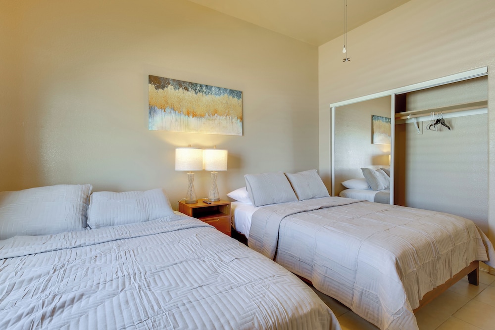Desert Escape: 360 Mtn Views & Saltwater Pool/spa