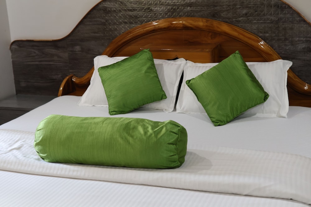 Hotel MIPL