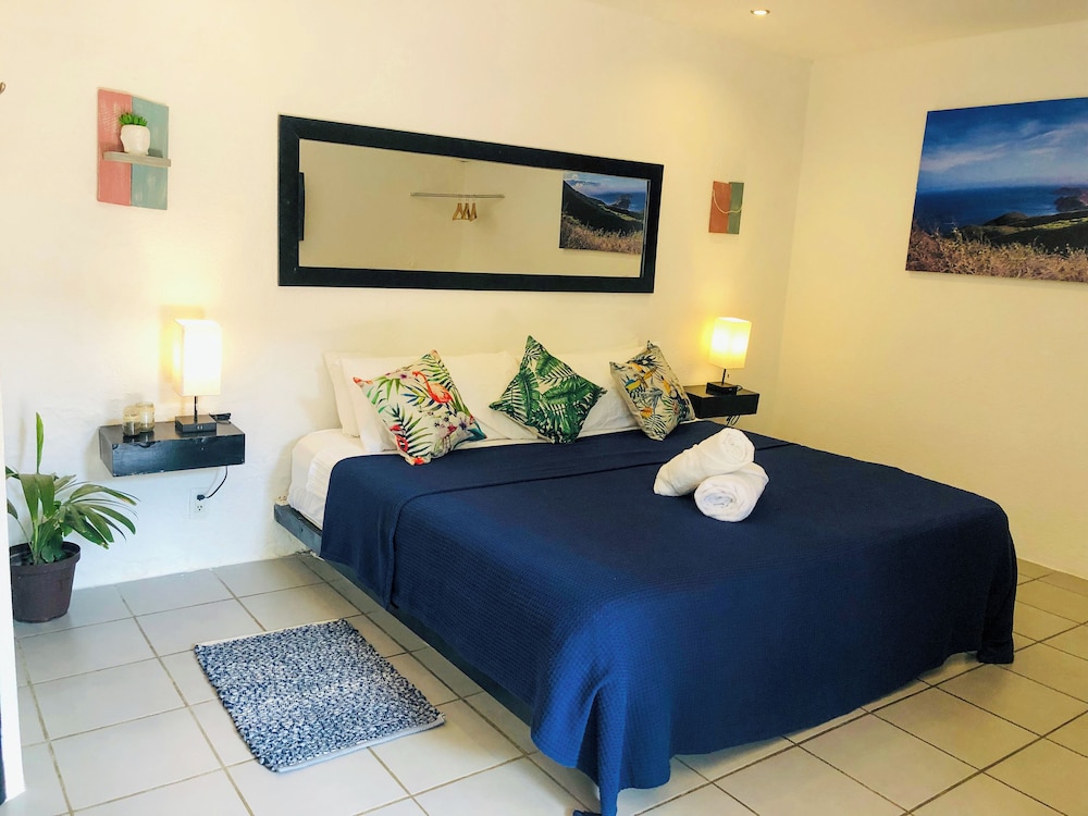 Ocean Lovers Taganga Dive Center& Hostel