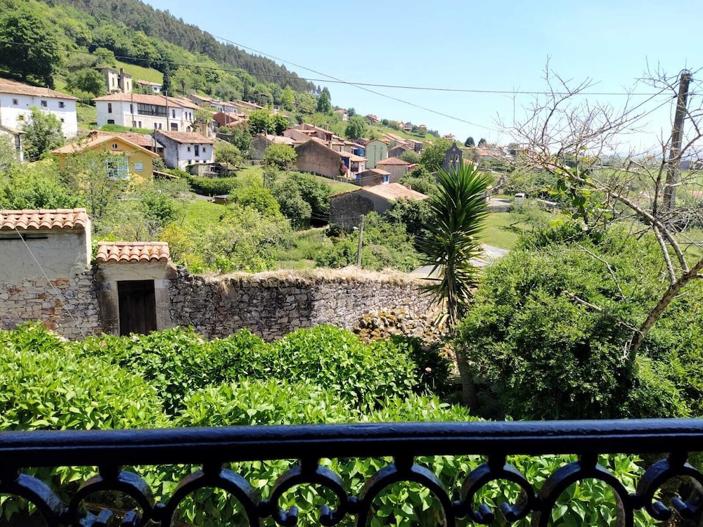 La Casona De Tresgrandas