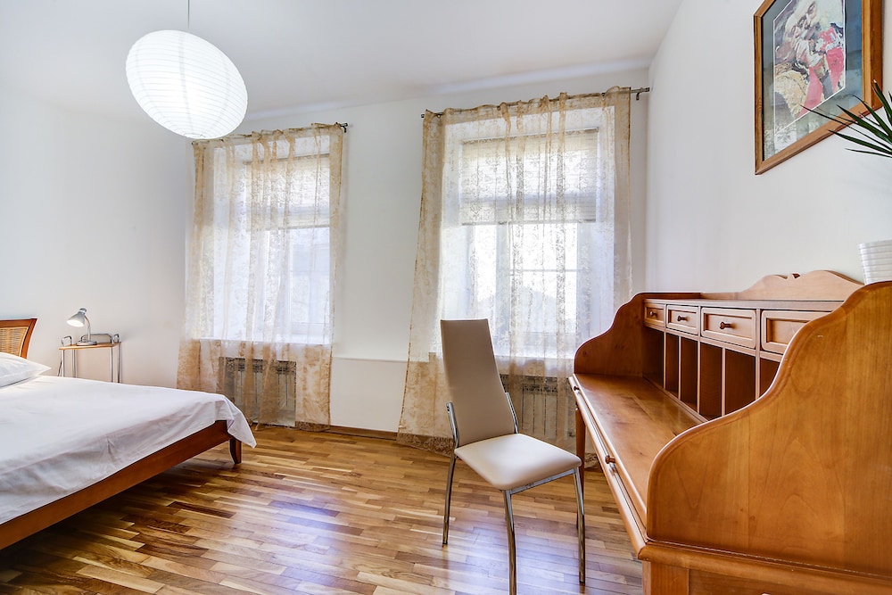 Home4day Sunny City Central Flat