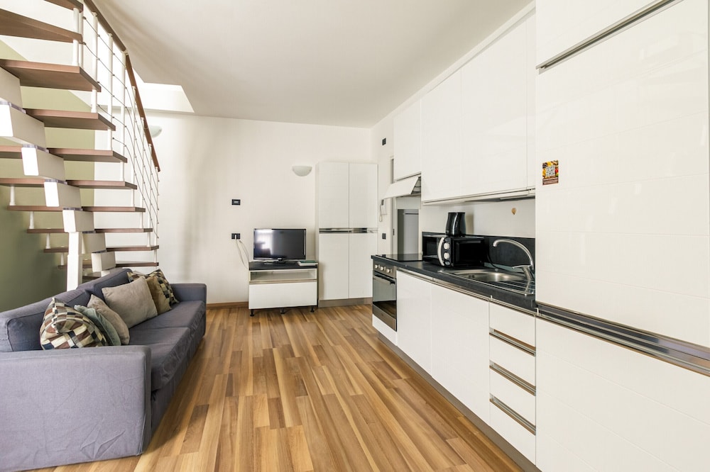 Rentopolis Apartments - Palazzo Candiani