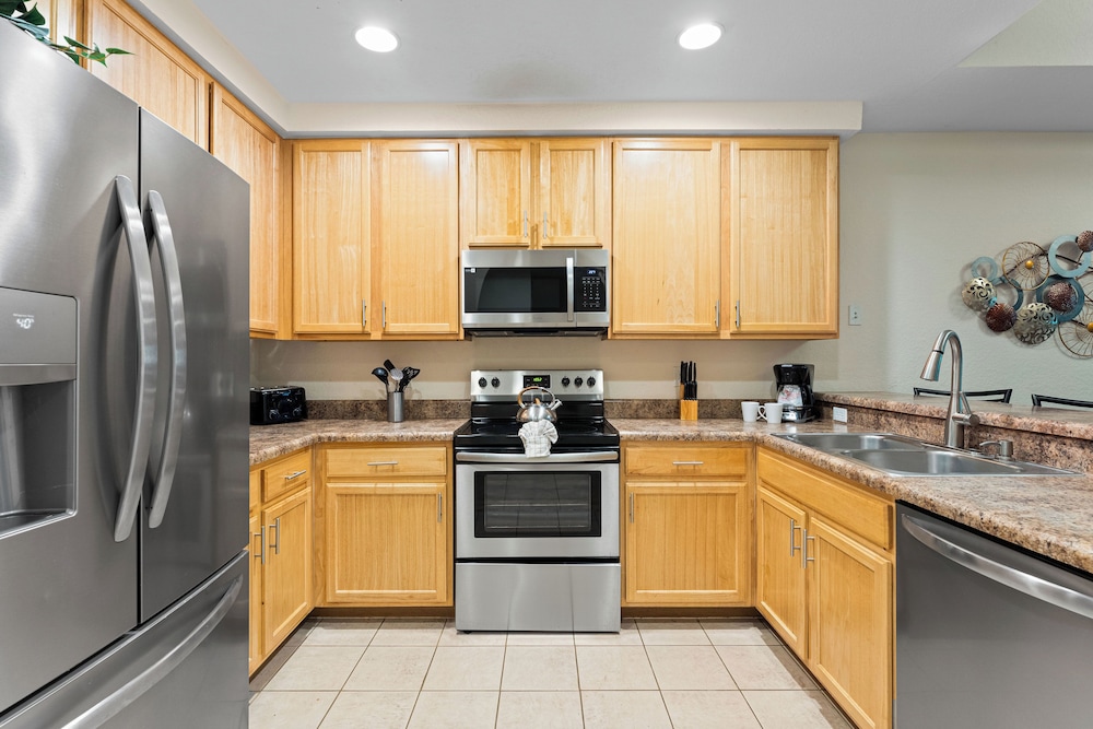 Cozy Cove Caribe Escape for 8!