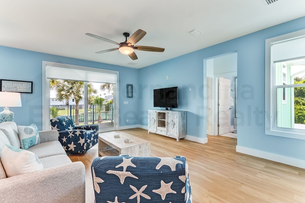 Fernandina Beach Vacations - 391 S Fletcher Ave C 3 Bedroom Townhouse by RedAwning - Property Image 43