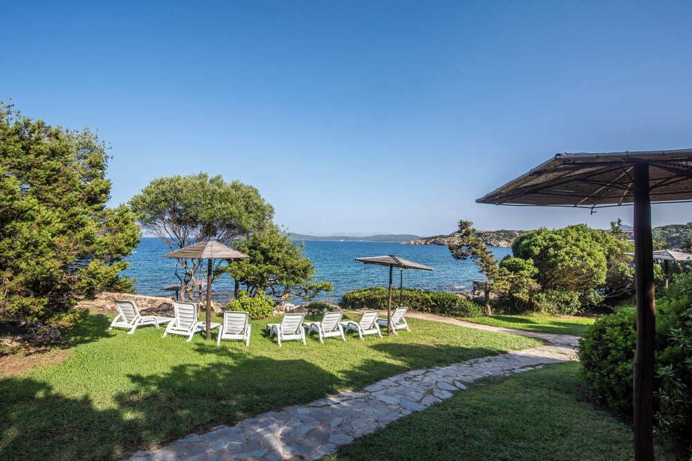 Punta Volpe Home With Pool
