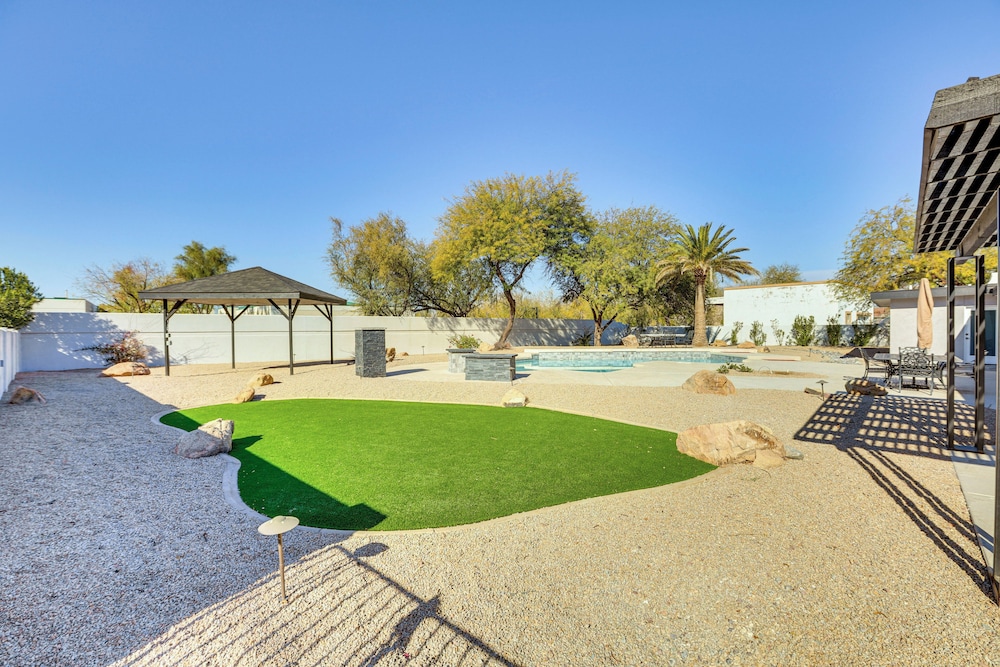 Luxury Scottsdale Home w/ Private Pool & Gas Grill