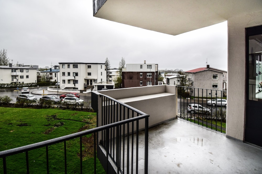 Apartment S23 view 5