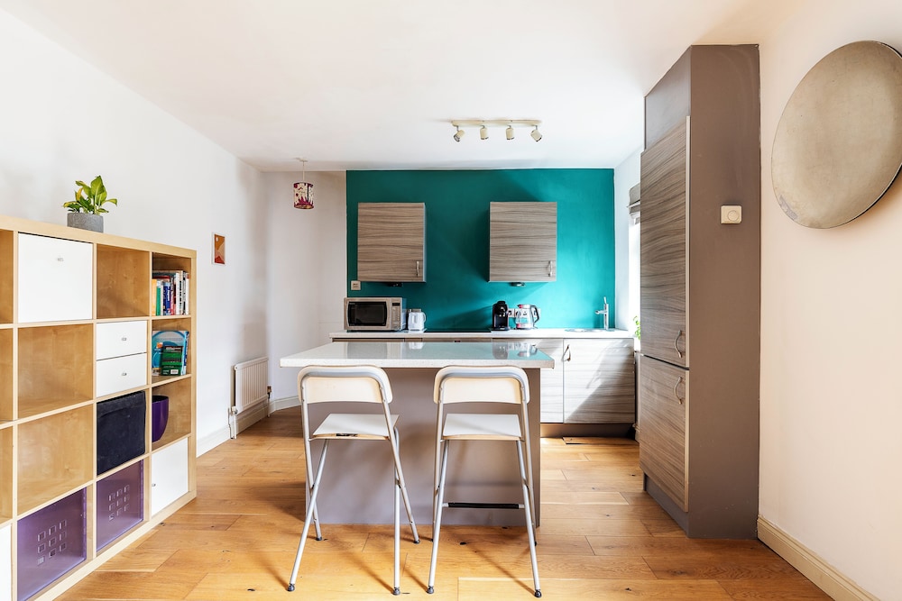A Tranquil One-bedroom Flat Near Brockwell Park