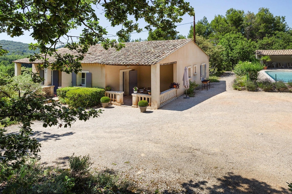 Menerbes Home With Private Pool